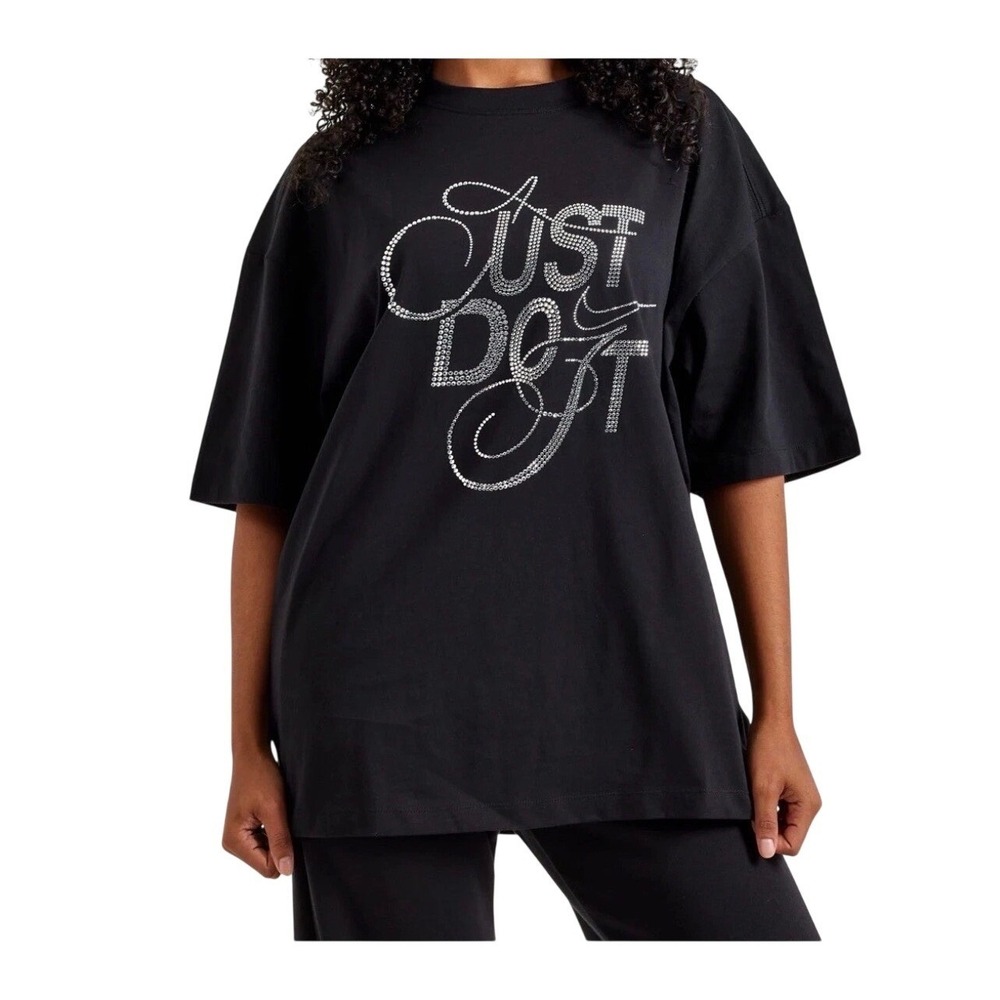 Nike T-Shirt Womens M Black New Rhinestone Just Do It Oversized FZ1153-010